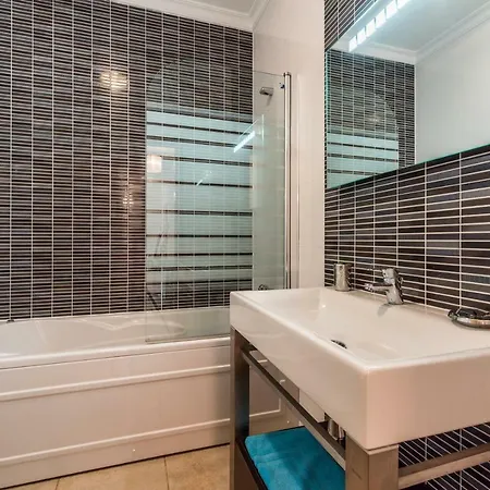 Centre - Luxury Апартаменты *